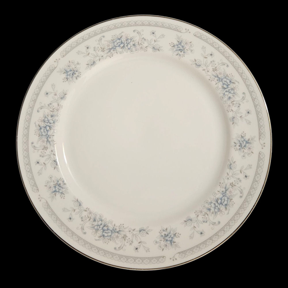 American Limoges Salem Heritage Blue Floral Dinner Plates Set 2